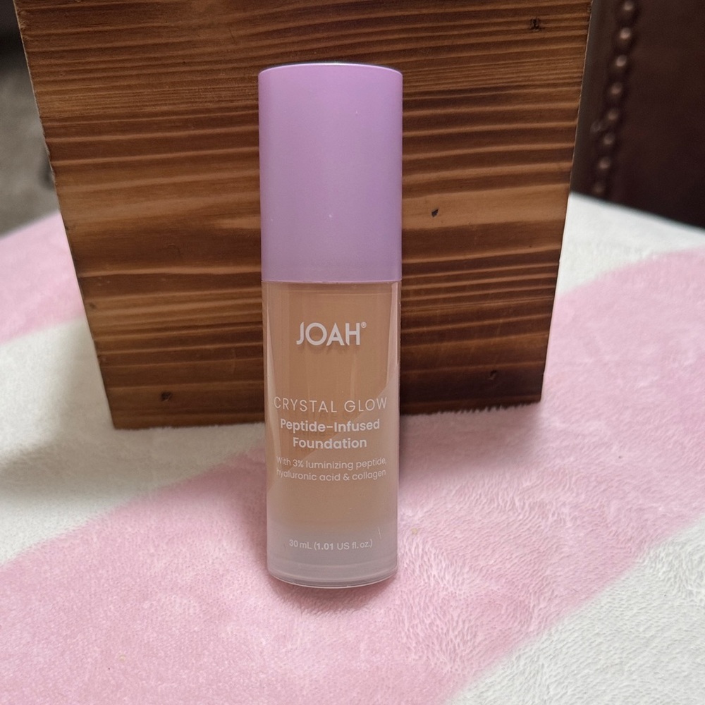 JOAH Crystal Glow Peptide-Infused Foundation — Light Beige with Pink Cap